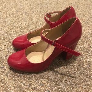 Red Maryjane heels